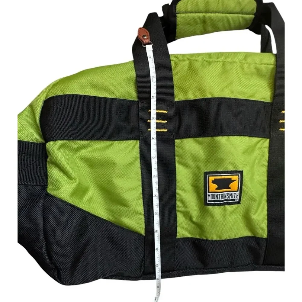 Mountainsmith medium duffel